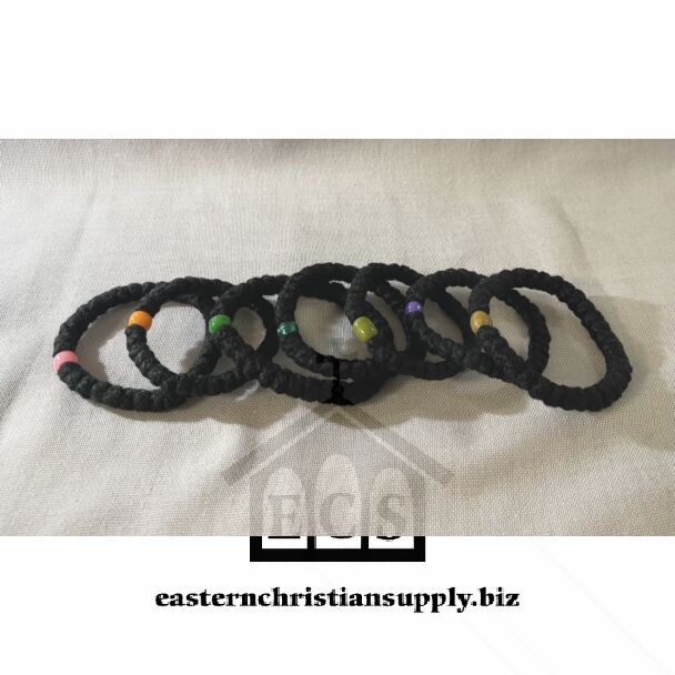 33-knot woollen wrist prayer rope with colored bead