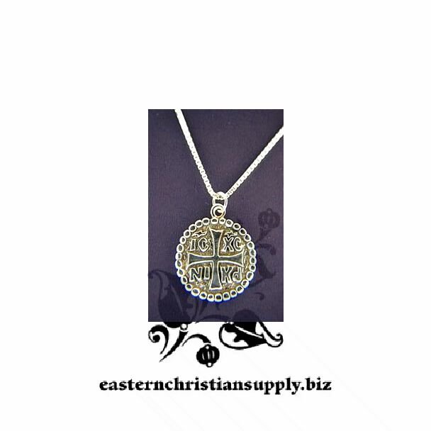 “Jesus Christ conquers” Cross medallion 