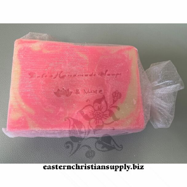 Captivating Peach's & Gardenia Goat Milk Soap