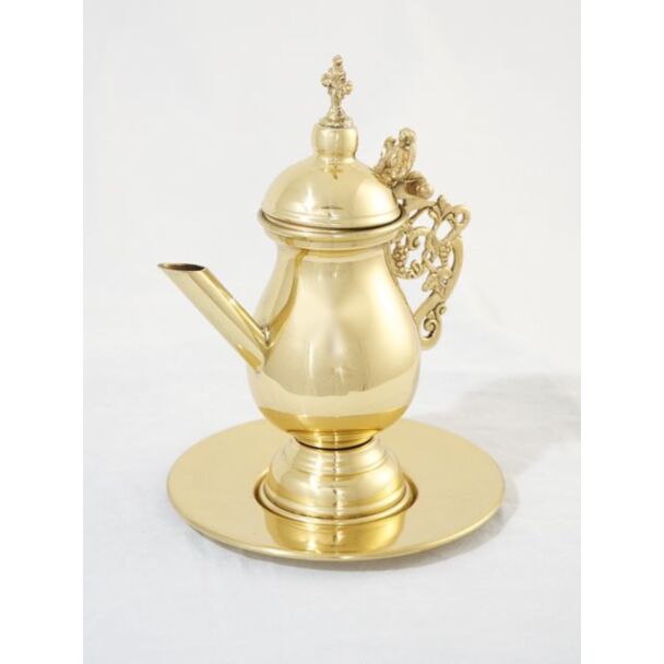 Lacquered brass zeon and tray