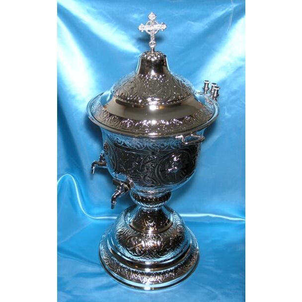Embossed chrome-plated holy water font