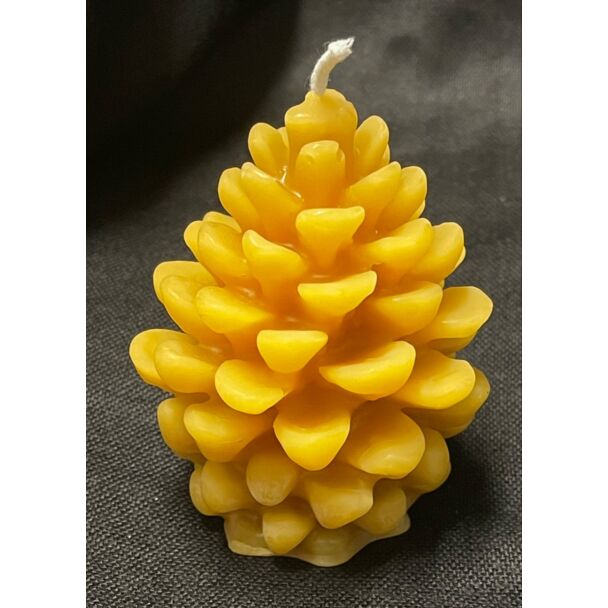 Small Pinecone Candle