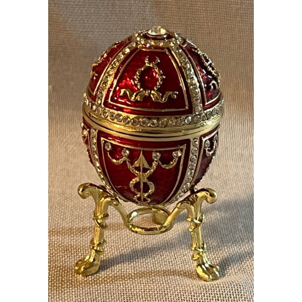 1895 Rosebud Royal Imperial Easter Egg with Clock Surprise